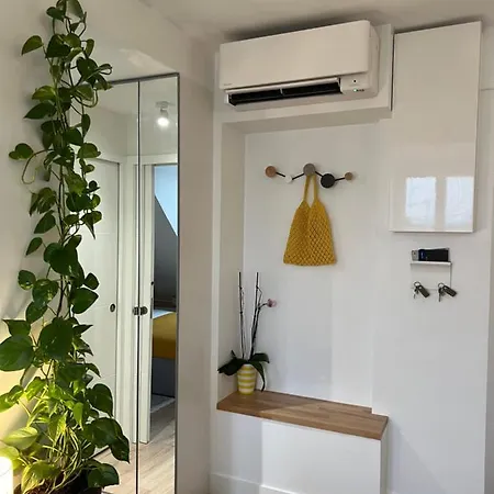 Mynestparis 2-br In Center , Air Conditioner , Elevator Apartment Paris
