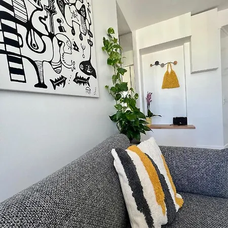 Mynestparis 2-br In Center , Air Conditioner , Elevator Apartment
