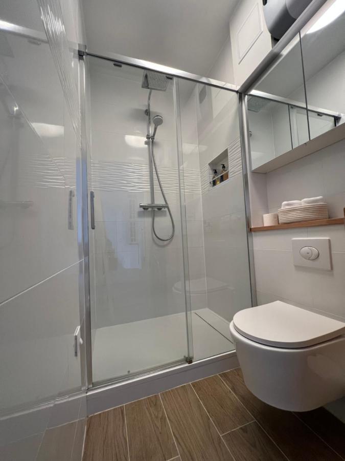 Appartamento 5 Stars 2-br In Center , Air Conditioner , Elevator