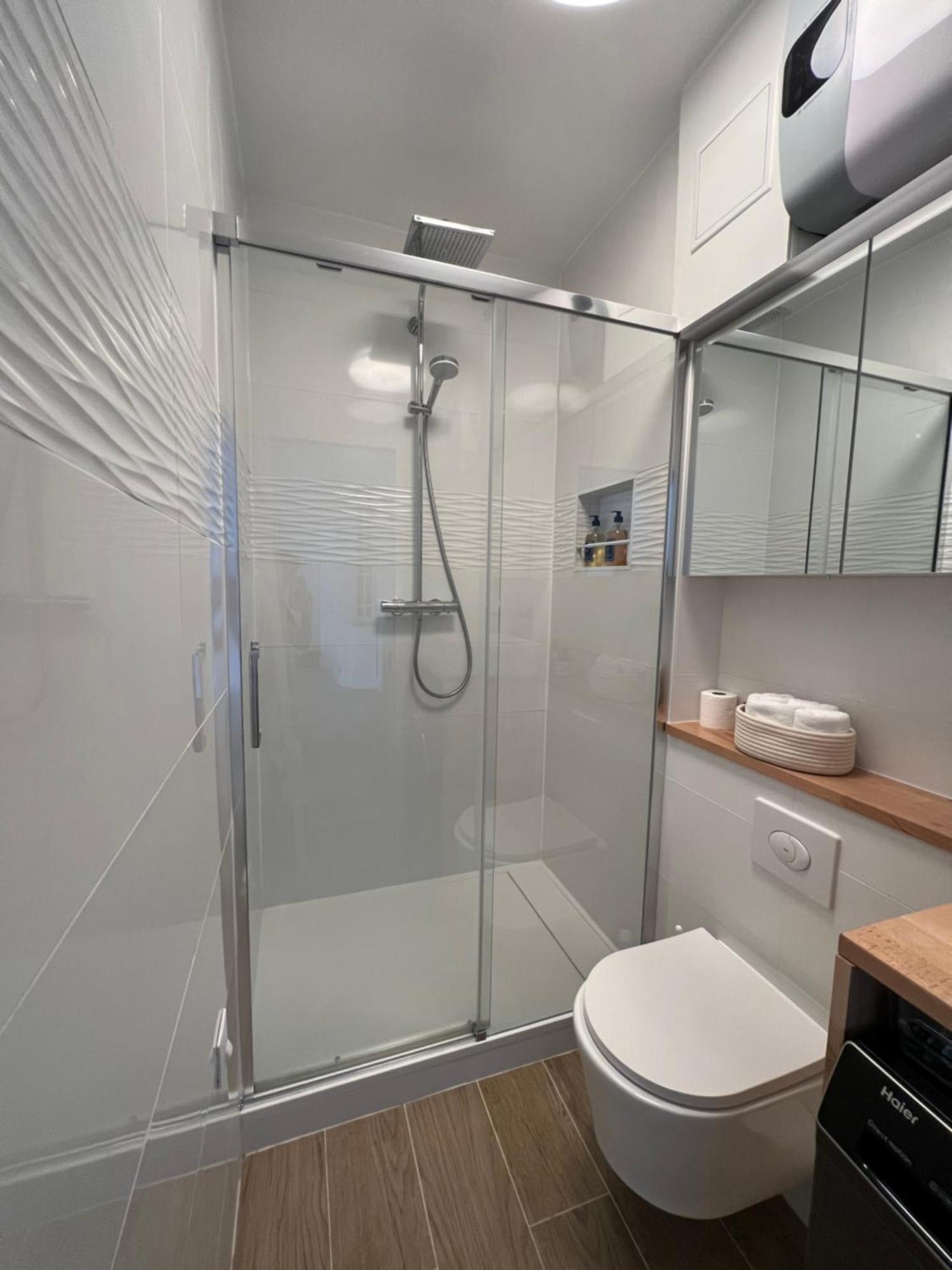 Appartamento 5 Stars 2-br In Center , Air Conditioner , Elevator Parigi